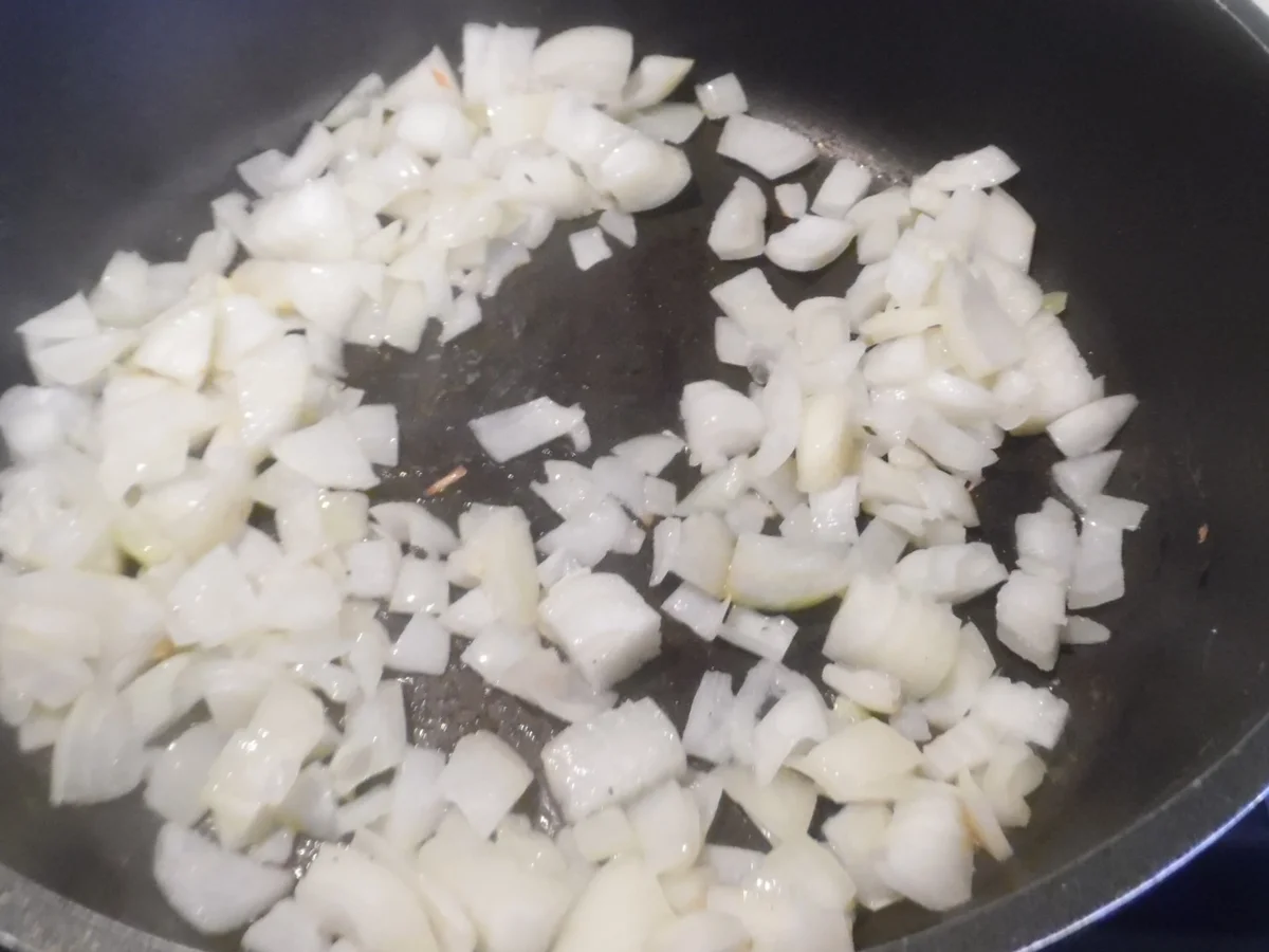 Rezept: Kalbsgulasch italienische Art Bild Nr. 1590 Kalbsgulasch italienische Art - Rezept - Bild Nr. 1590