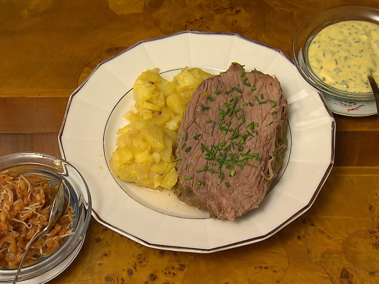 Bilder für Tafelspitz mit gerösteten Erdäpfeln - Rezept