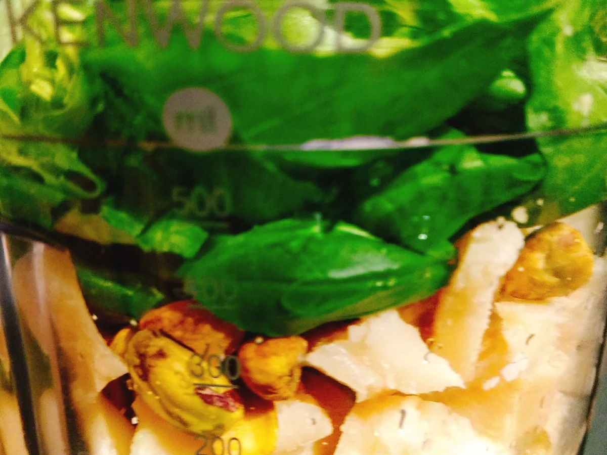 Rezept: BiNe` S ZUCCHINISPAGHETTI MIT AVOCADOPESTO Bild Nr. 1619 BiNe` S ZUCCHINISPAGHETTI MIT AVOCADOPESTO - Rezept - Bild Nr. 1619