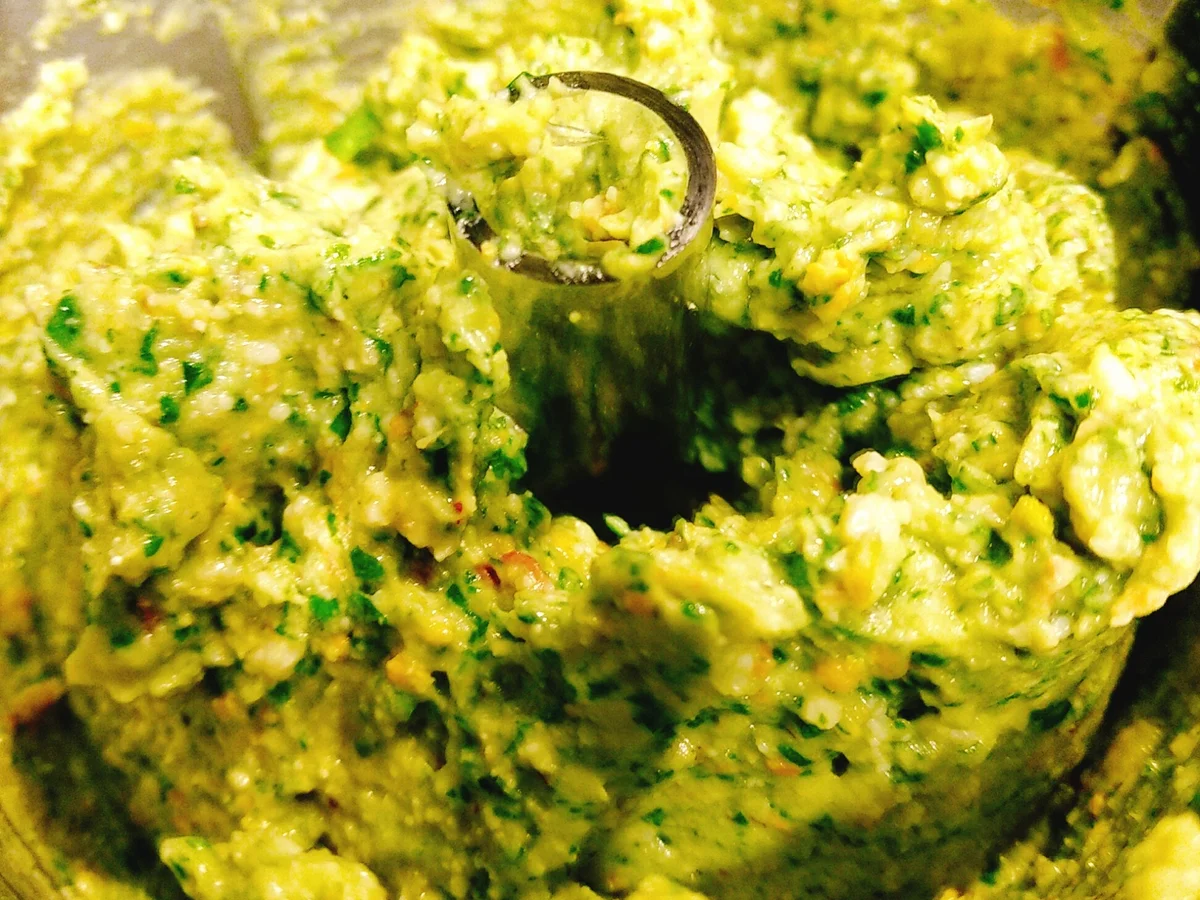 Rezept: BiNe` S ZUCCHINISPAGHETTI MIT AVOCADOPESTO Bild Nr. 1620 BiNe` S ZUCCHINISPAGHETTI MIT AVOCADOPESTO - Rezept - Bild Nr. 1620