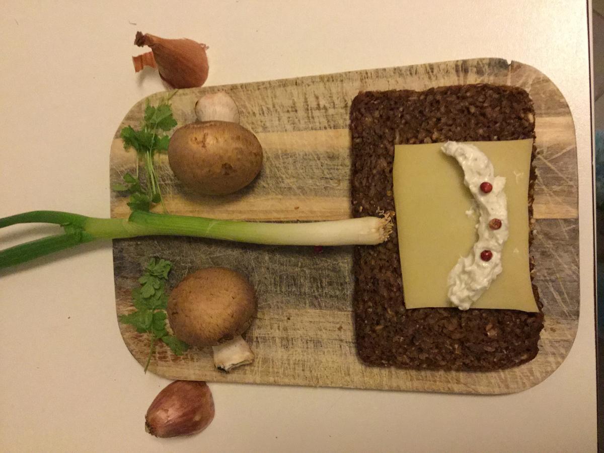 Bärenschnitte mit Champignons und Käse überbacken - Rezept - Bild Nr. 1633