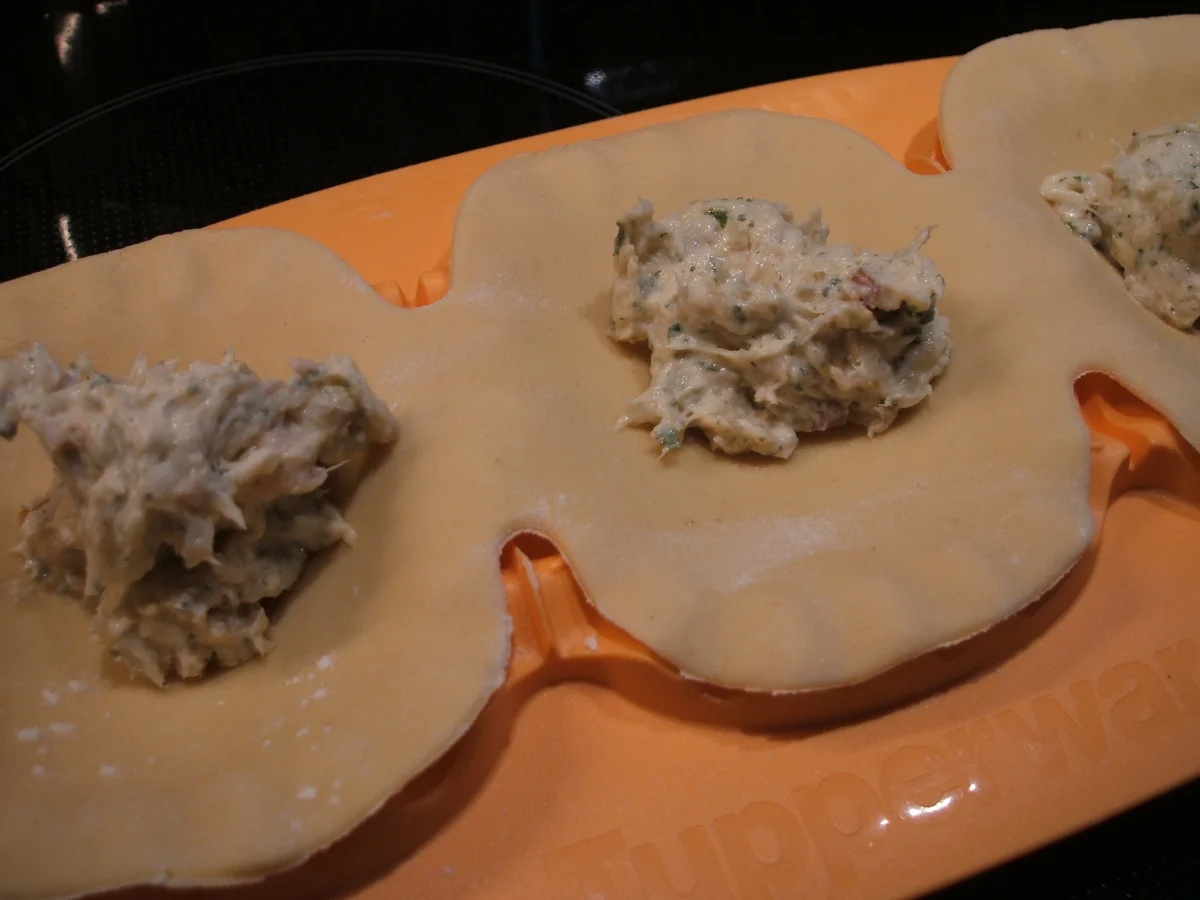 Rezept: Pasta: Ravioli Ripieni Con Cancro Di Spinaci Bild Nr. 1640 Pasta: Ravioli Ripieni Con Cancro Di Spinaci - Rezept - Bild Nr. 1640