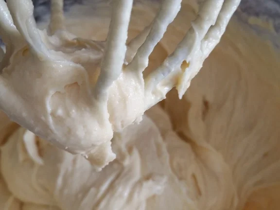 Eierlikörkuchen mit Mohnetage - Rezept - Bild Nr. 1637