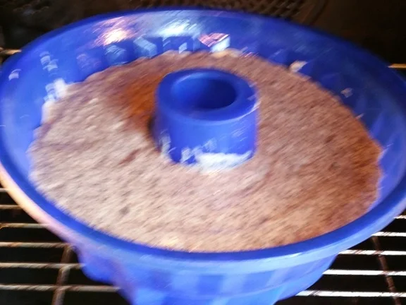 Eierlikörkuchen mit Mohnetage - Rezept - Bild Nr. 1644