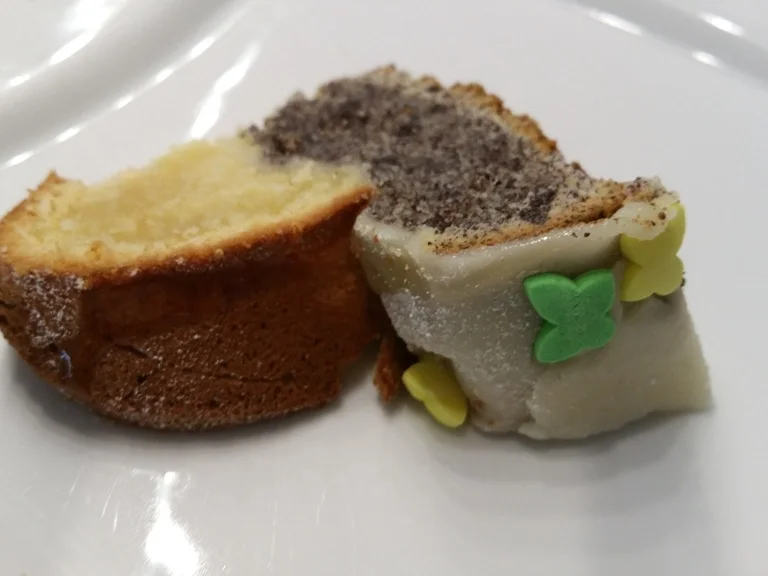 Eierlikörkuchen mit Mohnetage - Rezept - Bild Nr. 1657