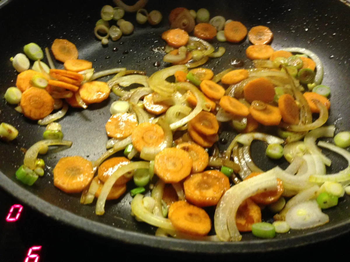 Rezept: Teriyaki-Rindfleisch-Gemüsepfanne Bild Nr. 1747 Teriyaki-Rindfleisch-Gemüsepfanne - Rezept - Bild Nr. 1747