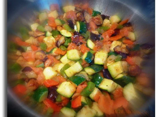 Hähnchenbrust mit Pisto Manchego - Rezept - Bild Nr. 1642