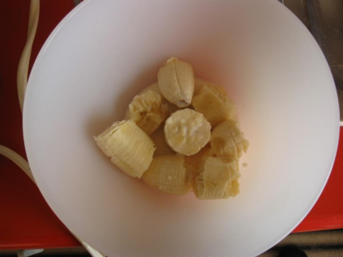 Bananen-Mandel-Kuchen - Rezept - Bild Nr. 1666