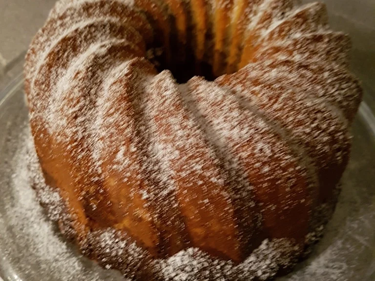 Biggi`s "Birthday Torte" ist ein Rührkuchen - Rezept - Bild Nr. 1649