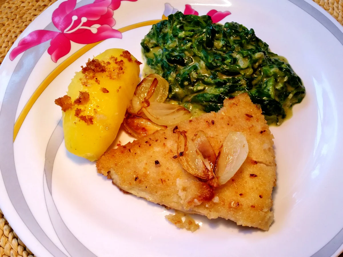 Panierter Seelachs mit Blattspinat - Rezept - Bild Nr. 1649