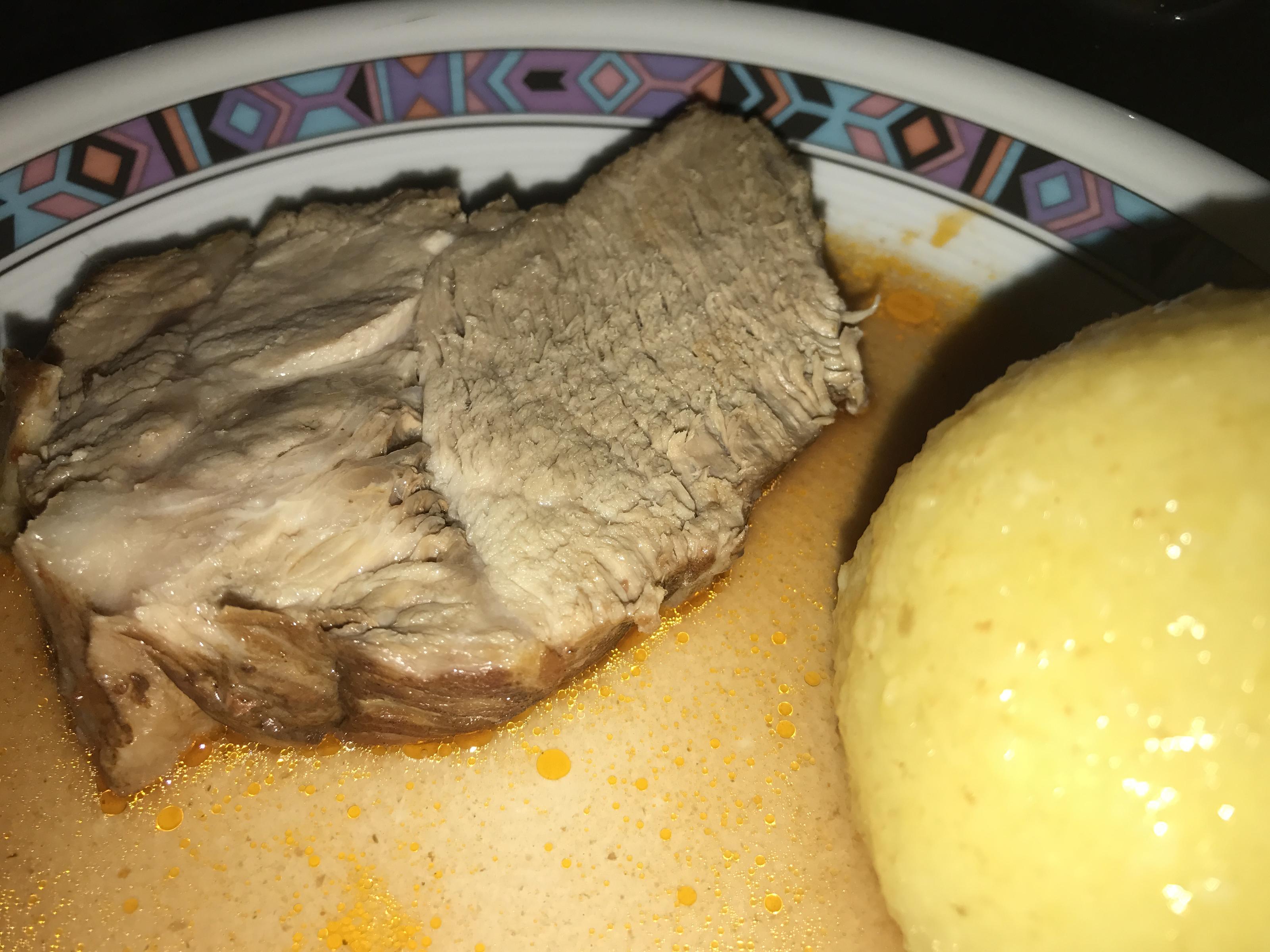 Bilder für Mediterraner Schweinebraten mit Rotweinsoße - Rezept