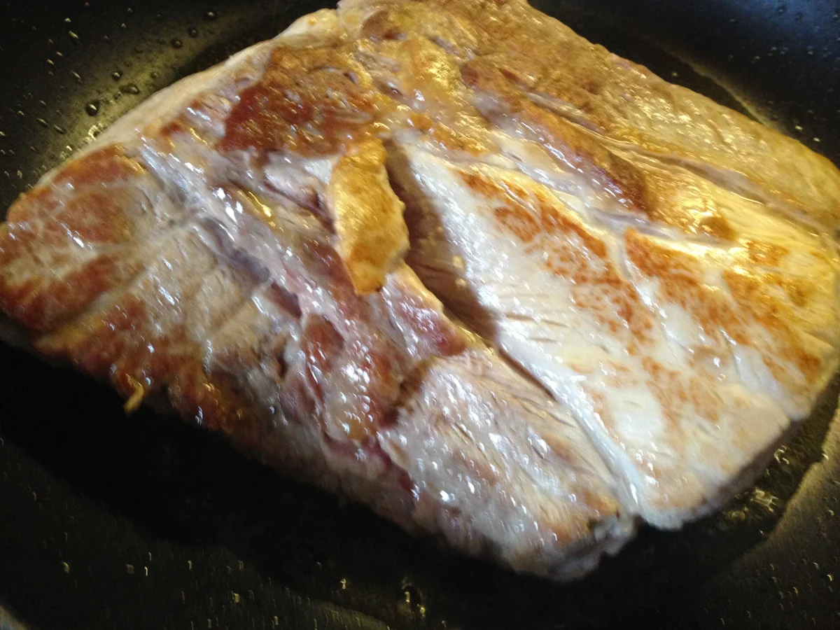 Mediterraner Schweinebraten mit Rotweinsoße - Rezept - Bild Nr. 1853