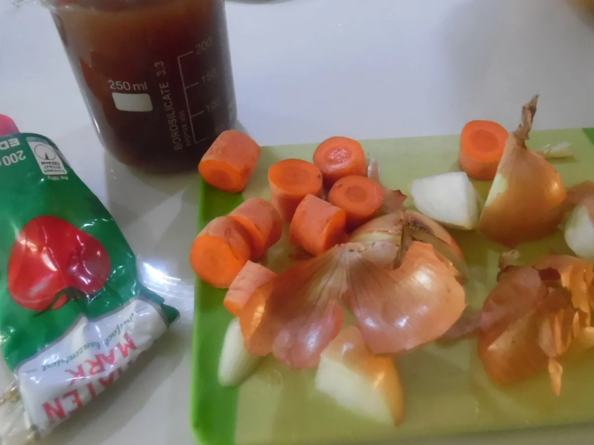 Schweinshaxe gegrillt, mit dunkler Soße - Rezept - Bild Nr. 1676