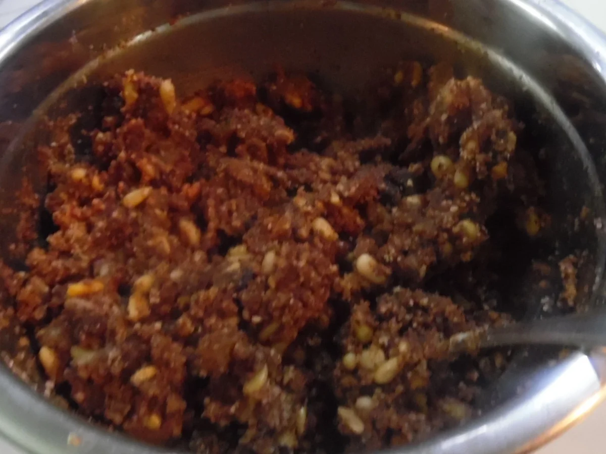 Rezept: Hefe-Nuss-Rolle "Gubana" Bild Nr. 1676 Hefe-Nuss-Rolle "Gubana" - Rezept - Bild Nr. 1676