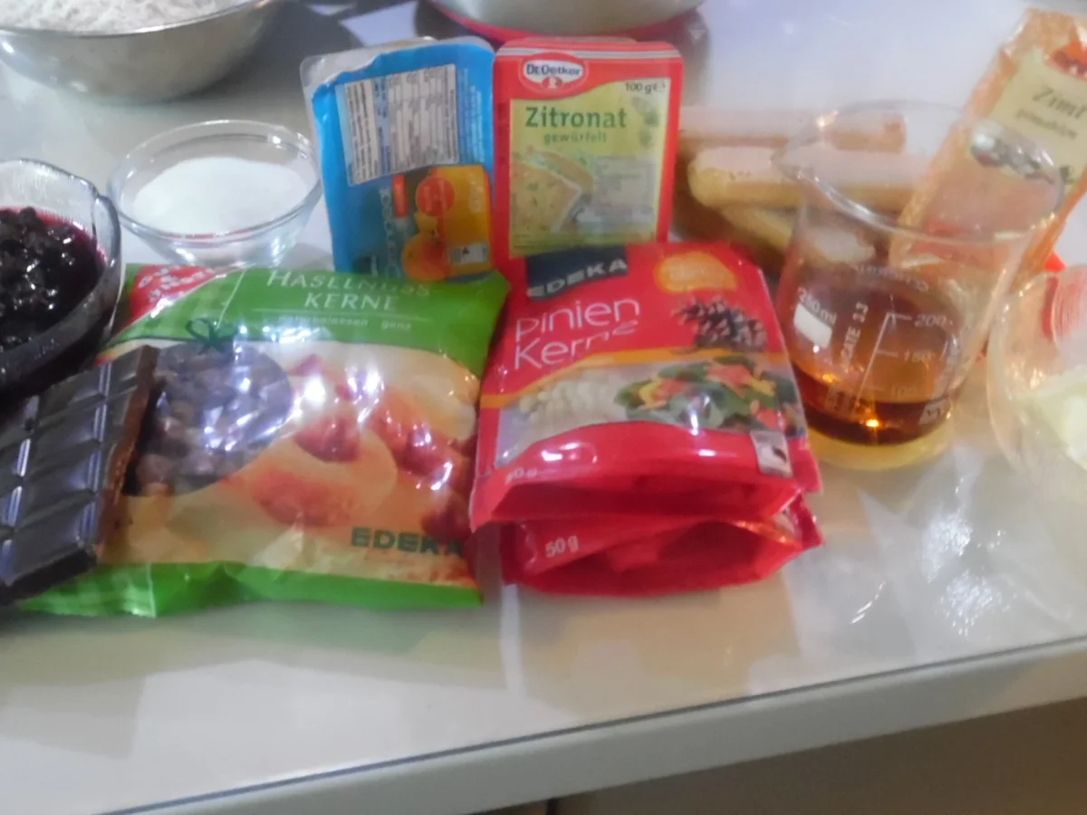 Rezept: Hefe-Nuss-Rolle "Gubana" Bild Nr. 1679 Hefe-Nuss-Rolle "Gubana" - Rezept - Bild Nr. 1679