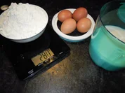 Grundrezept für flaumig lockere Palatschinken - Rezept - Bild Nr. 2