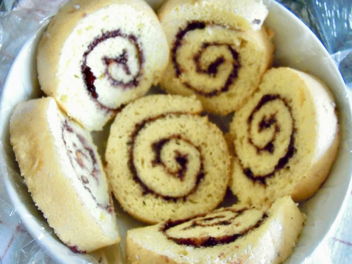 schnelles, kleines, einfaches Biskuit - Rezept - Bild Nr. 1747