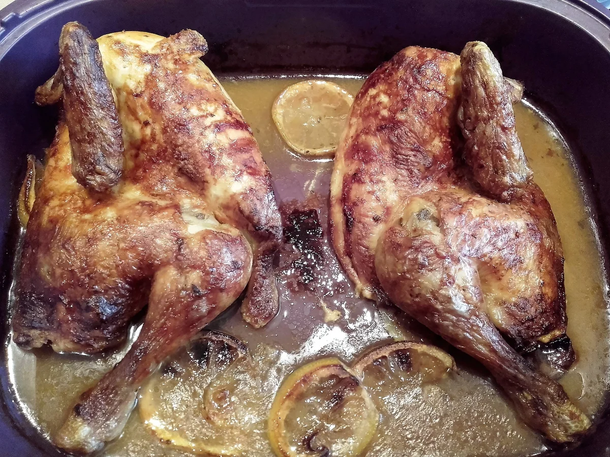 Brathähnchen mit Zitrone, Knobi und Piri-Piri - Rezept - Bild Nr. 1679