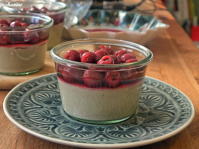 Zimtpudding mit Schattenmorellen - Rezept - kochbar.de