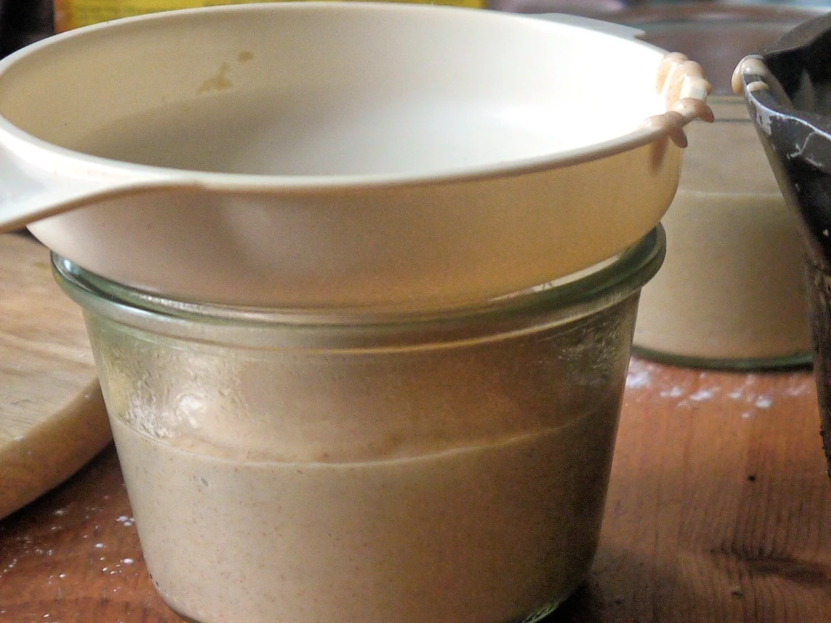 Rezept: Zimtpudding mit Schattenmorellen Bild Nr. 6 Zimtpudding mit Schattenmorellen - Rezept - Bild Nr. 6