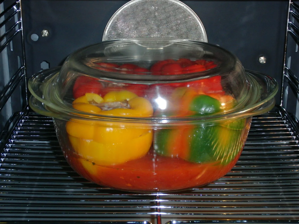 GEFÜLLTE PAPRIKA - Rezept - Bild Nr. 1703