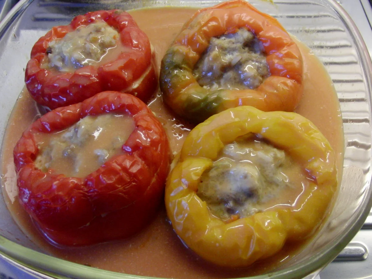 GEFÜLLTE PAPRIKA - Rezept - Bild Nr. 1699