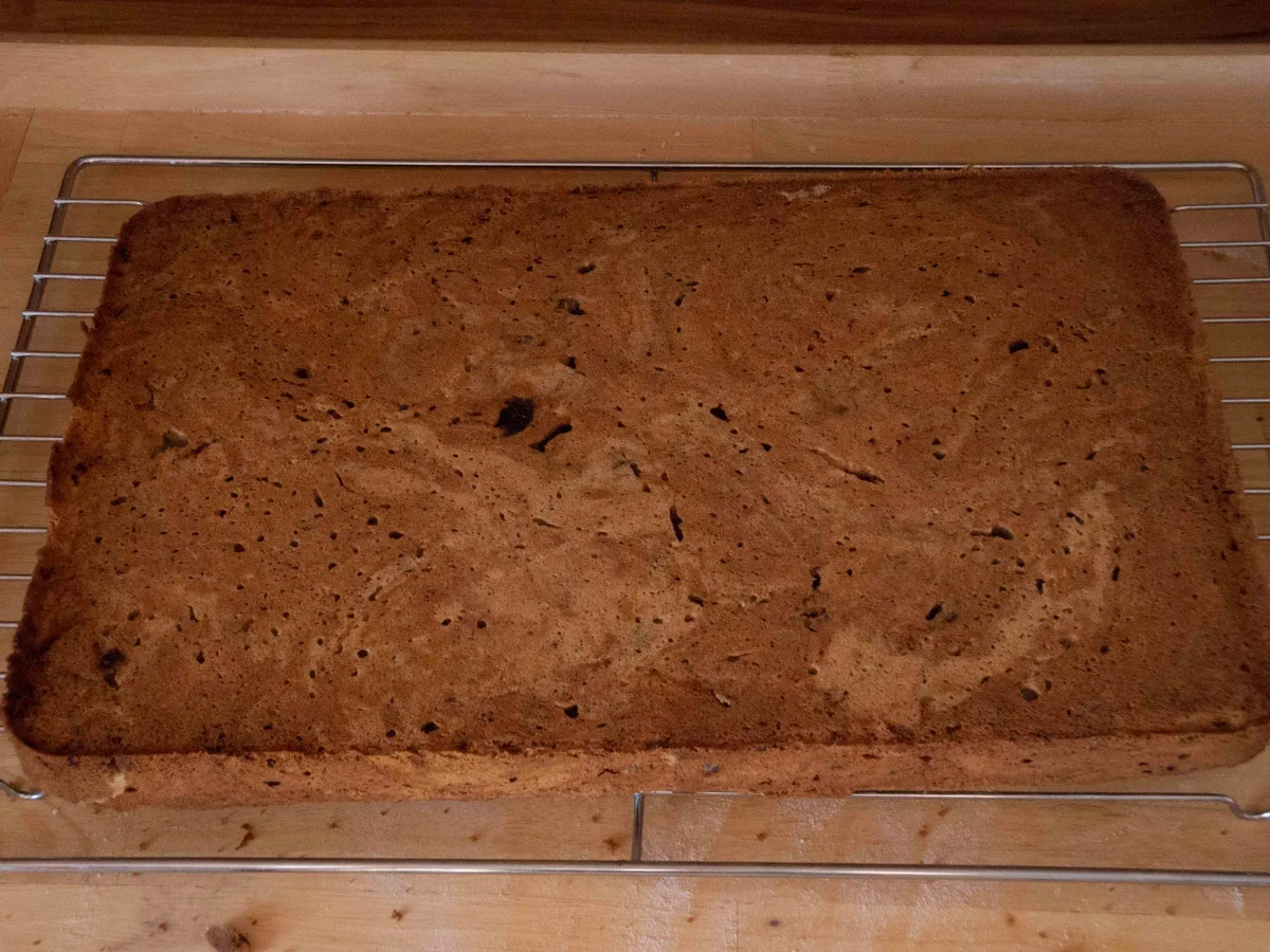 Rezept: Kuchen: Tiramisu-Torte mit Amarenakirschen und Baileys Bild Nr. 1756 Kuchen: Tiramisu-Torte mit Amarenakirschen und Baileys - Rezept - Bild Nr. 1756