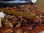 Pikanter Hackbraten in fruchtiger Sauce mit geröstetem Fenchel - Rezept - Bild Nr. 2