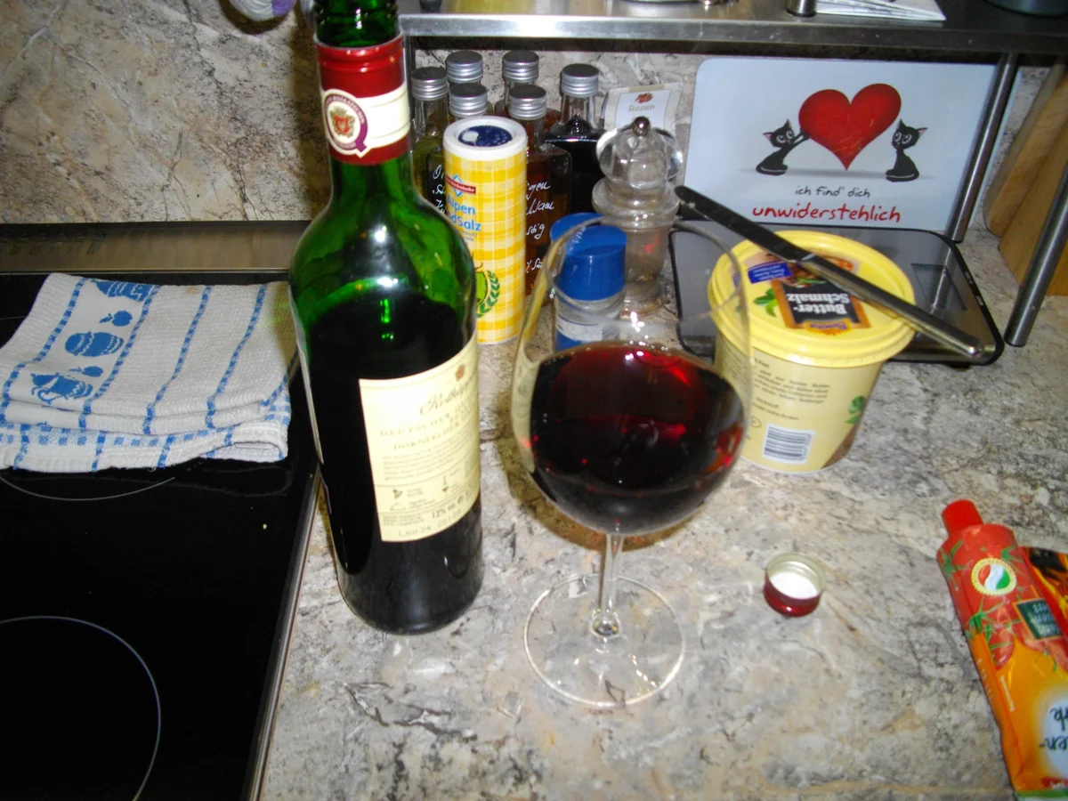 Rezept: einfaches Gulasch Bild Nr. 1701 einfaches Gulasch - Rezept - Bild Nr. 1701