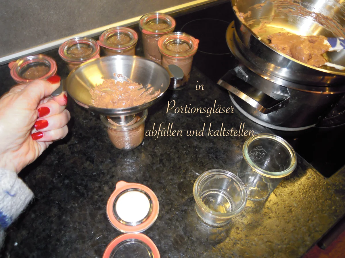 Rezept: Schoko Mohn Mousse Bild Nr. 2200 Schoko Mohn Mousse - Rezept - Bild Nr. 2200