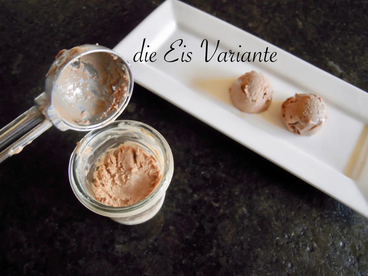 Rezept: blitzschnelles After Eight Mousse Bild Nr. 2401 blitzschnelles After Eight Mousse - Rezept - Bild Nr. 2401