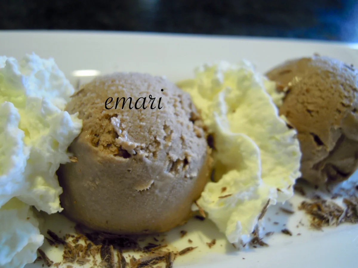 Rezept: blitzschnelles After Eight Mousse Bild Nr. 2402 blitzschnelles After Eight Mousse - Rezept - Bild Nr. 2402