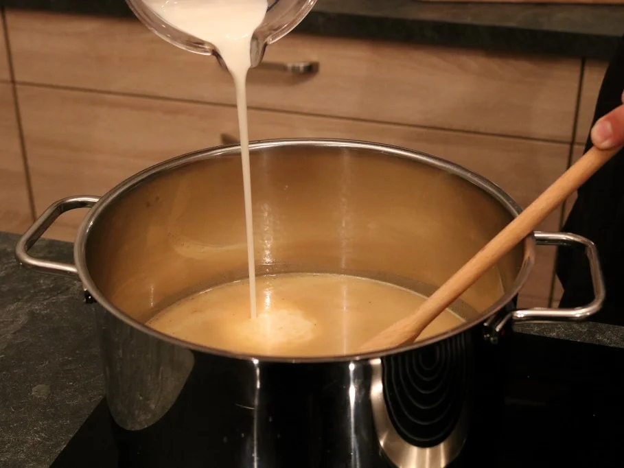 Apfel-Sellerie-Suppe mit geröstetem Fenchel - Rezept - Bild Nr. 4