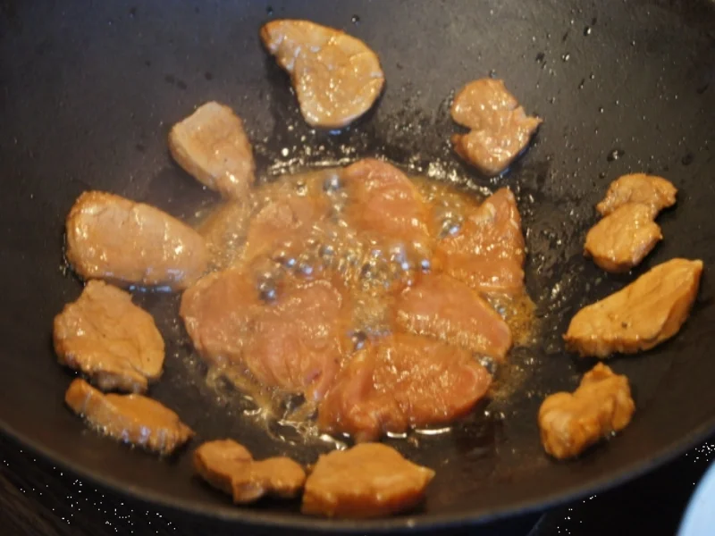 Rezept: Schweinefilet-Ananas-Wok mit Curry-Basmatireis Bild Nr. 1733 Schweinefilet-Ananas-Wok mit Curry-Basmatireis - Rezept - Bild Nr. 1733