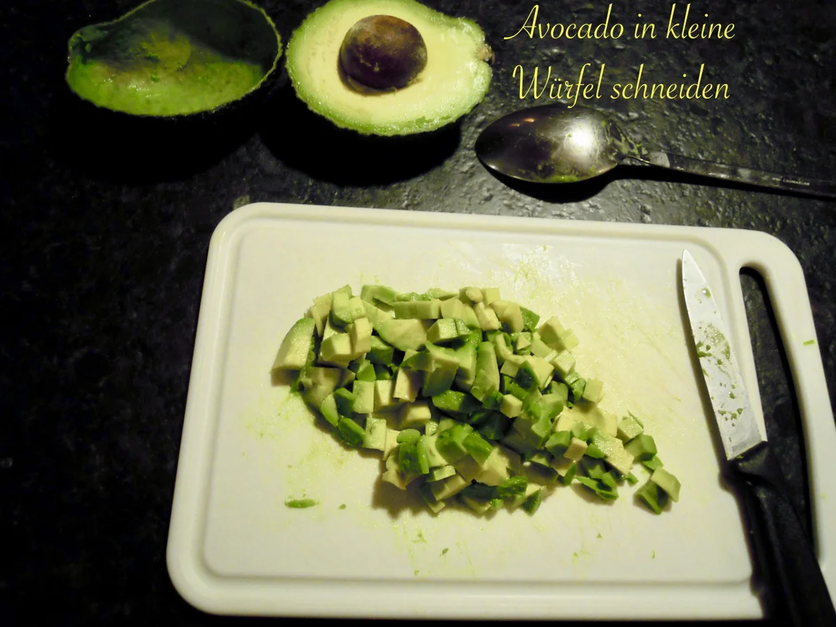 Saiblings Tatar auf Avocado Sockel - Rezept - Bild Nr. 1743