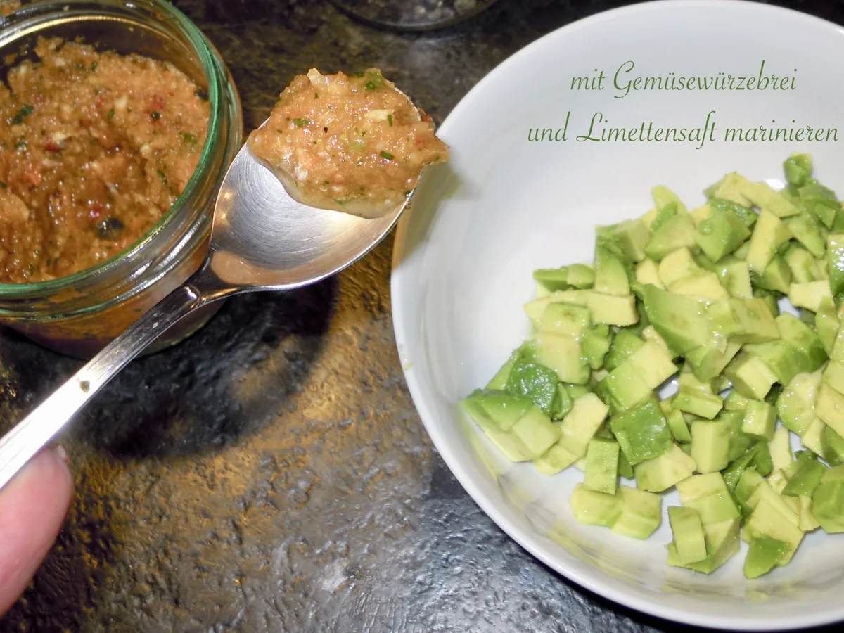 Saiblings Tatar auf Avocado Sockel - Rezept - Bild Nr. 1744