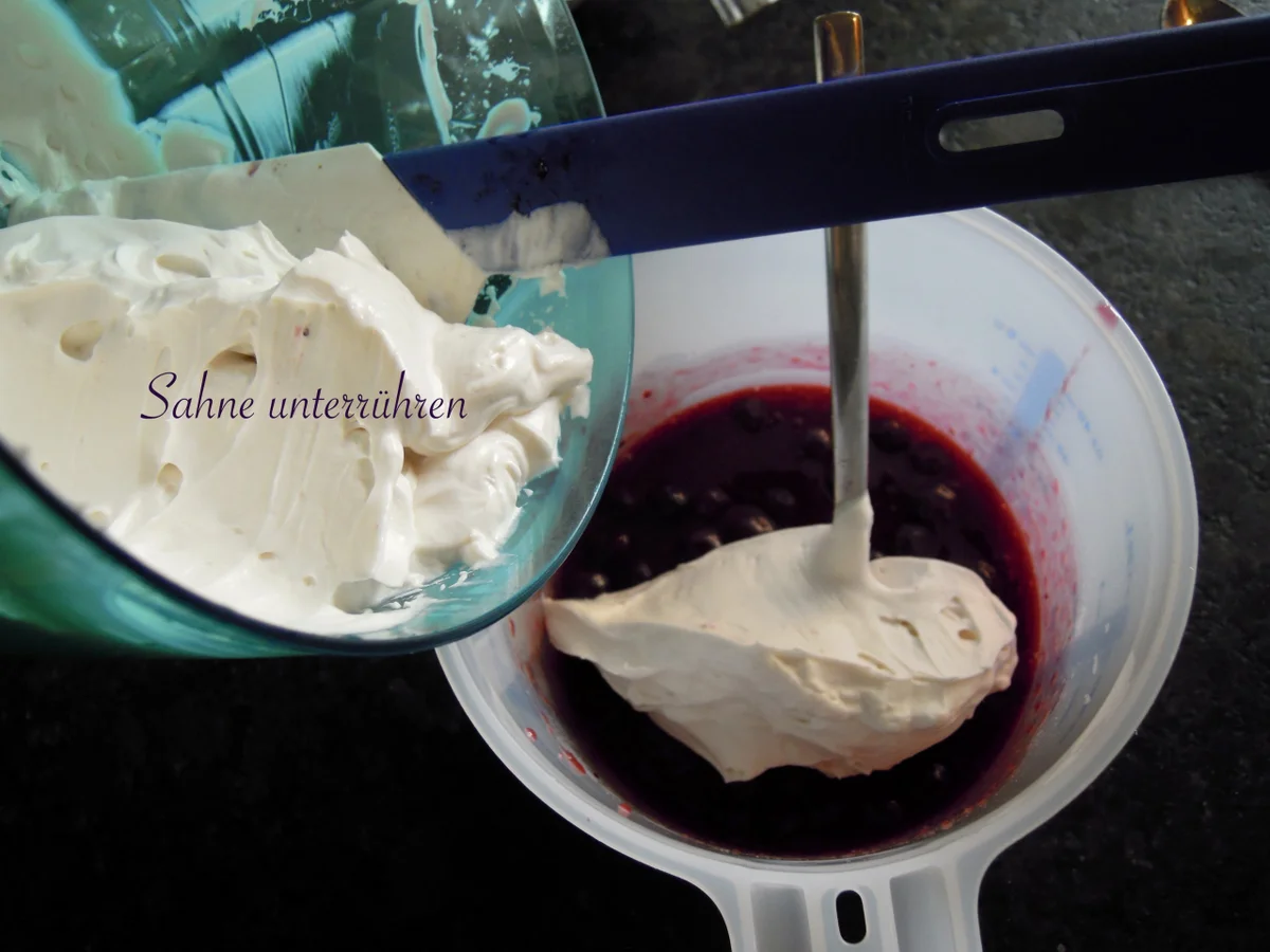 Heidelbeer Charlotte - Rezept - Bild Nr. 1761