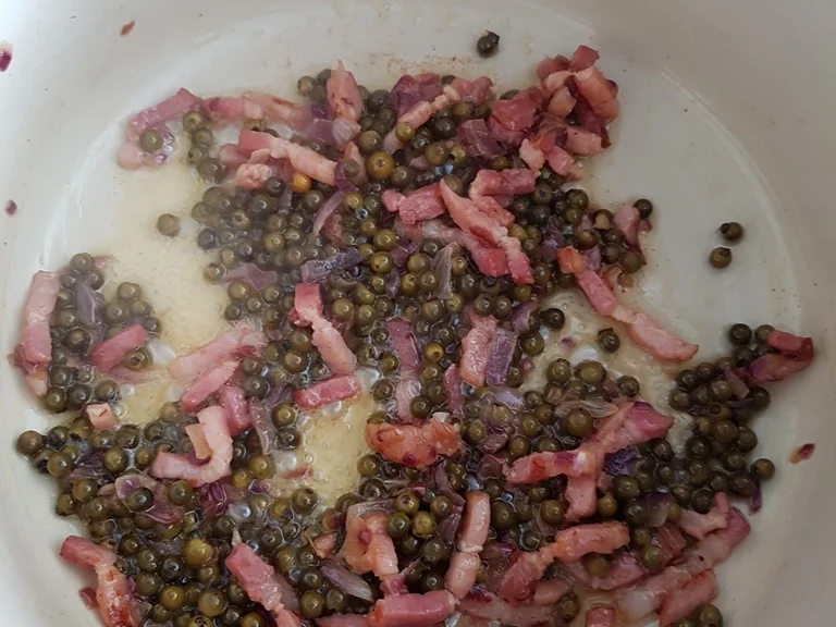 Rezept: Helle Pfeffersosse à la Biggi Bild Nr. 1755 Helle Pfeffersosse à la Biggi - Rezept - Bild Nr. 1755