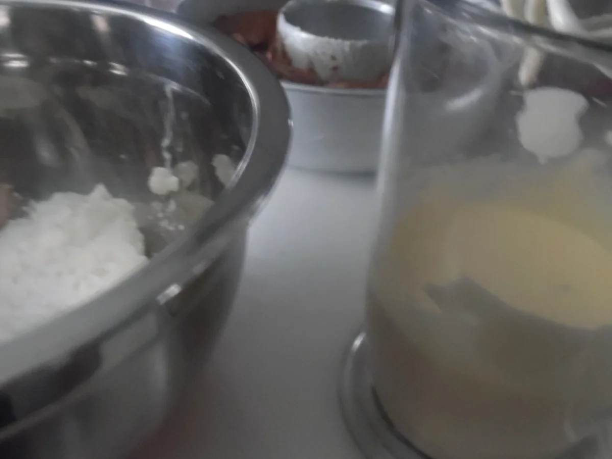 Schokoladen-Savarin mit Cheesecake-Füllung - Rezept - Bild Nr. 1769