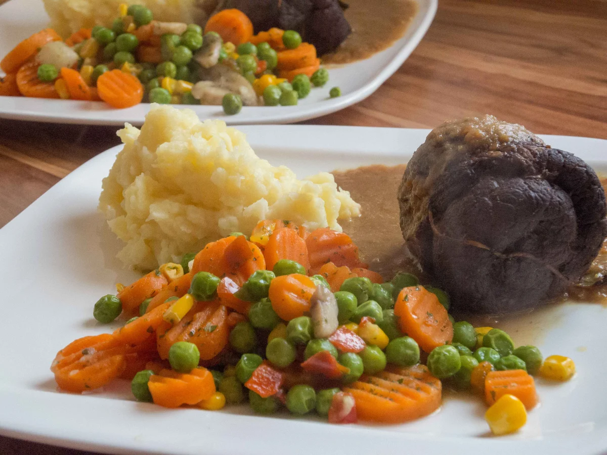 Rinderrouladen aus dem Backofen - Rezept - Bild Nr. 1764