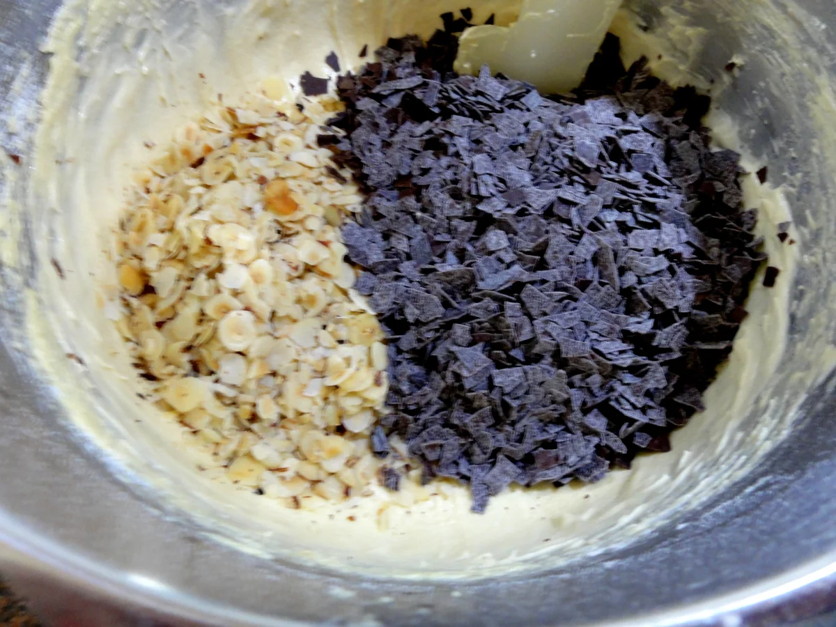 Rezept: Rührteig: PFLAUMEN ~ SCHOKI ~ KRANZ Bild Nr. 1855 Rührteig: PFLAUMEN ~ SCHOKI ~ KRANZ - Rezept - Bild Nr. 1855