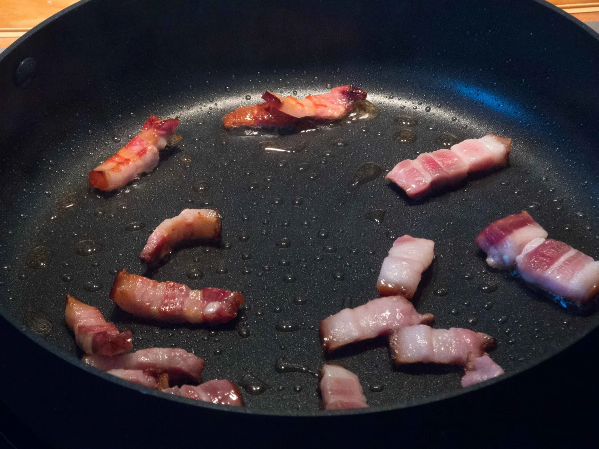 Rezept: Rindergulasch Burgund Bild Nr. 1812 Rindergulasch Burgund - Rezept - Bild Nr. 1812