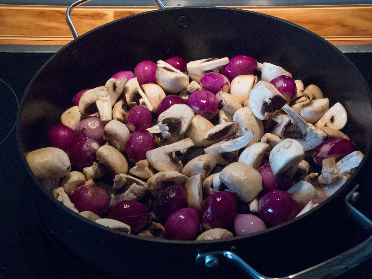 Rezept: Rindergulasch Burgund Bild Nr. 1818 Rindergulasch Burgund - Rezept - Bild Nr. 1818