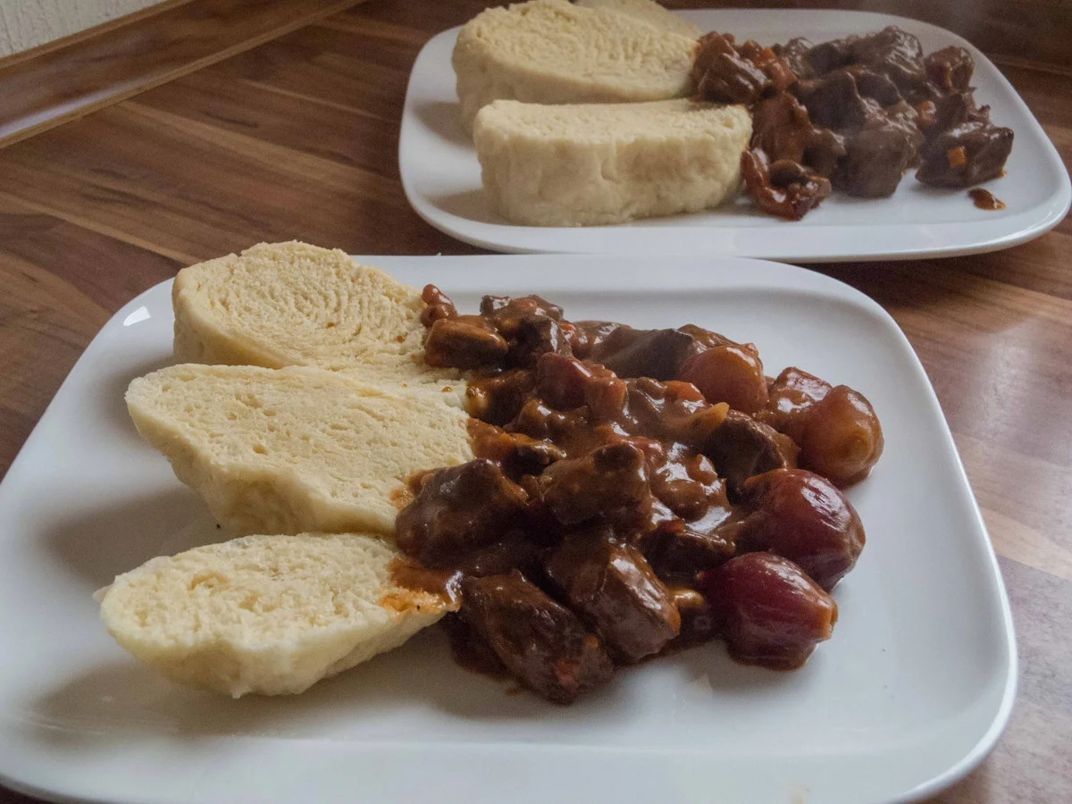 Rezept: Rindergulasch Burgund Bild Nr. 1820 Rindergulasch Burgund - Rezept - Bild Nr. 1820