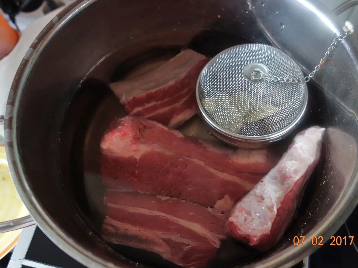 Rind: Beinfleisch und  Tafelspitz zum kochen; - Rezept - Bild Nr. 1822