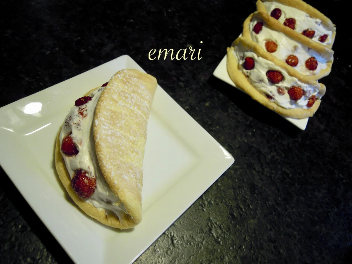 Biskuit Omelett mit Sahne - Walderdbeer - Fülle - Rezept - Bild Nr. 1822