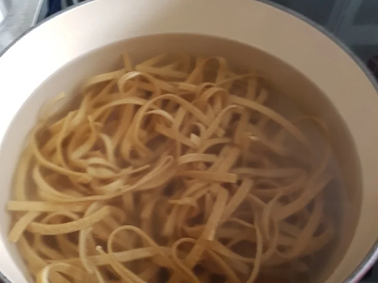 Bolognese von der Entenbrust und Leber mit Steinpilztagiatelle - Rezept - Bild Nr. 1842