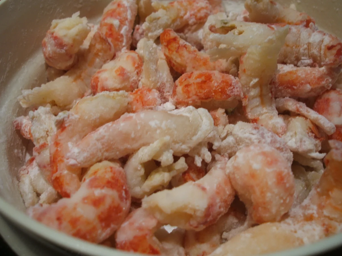 Rezept: Fisch: Gebackene Flusskrebsschwänze mit Guacamole Bild Nr. 1852 Fisch: Gebackene Flusskrebsschwänze mit Guacamole - Rezept - Bild Nr. 1852