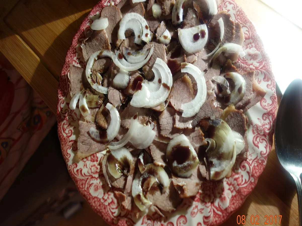 Rezept: Saurer Rindersalat; Bild Nr. 1855 Saurer Rindersalat; - Rezept - Bild Nr. 1855