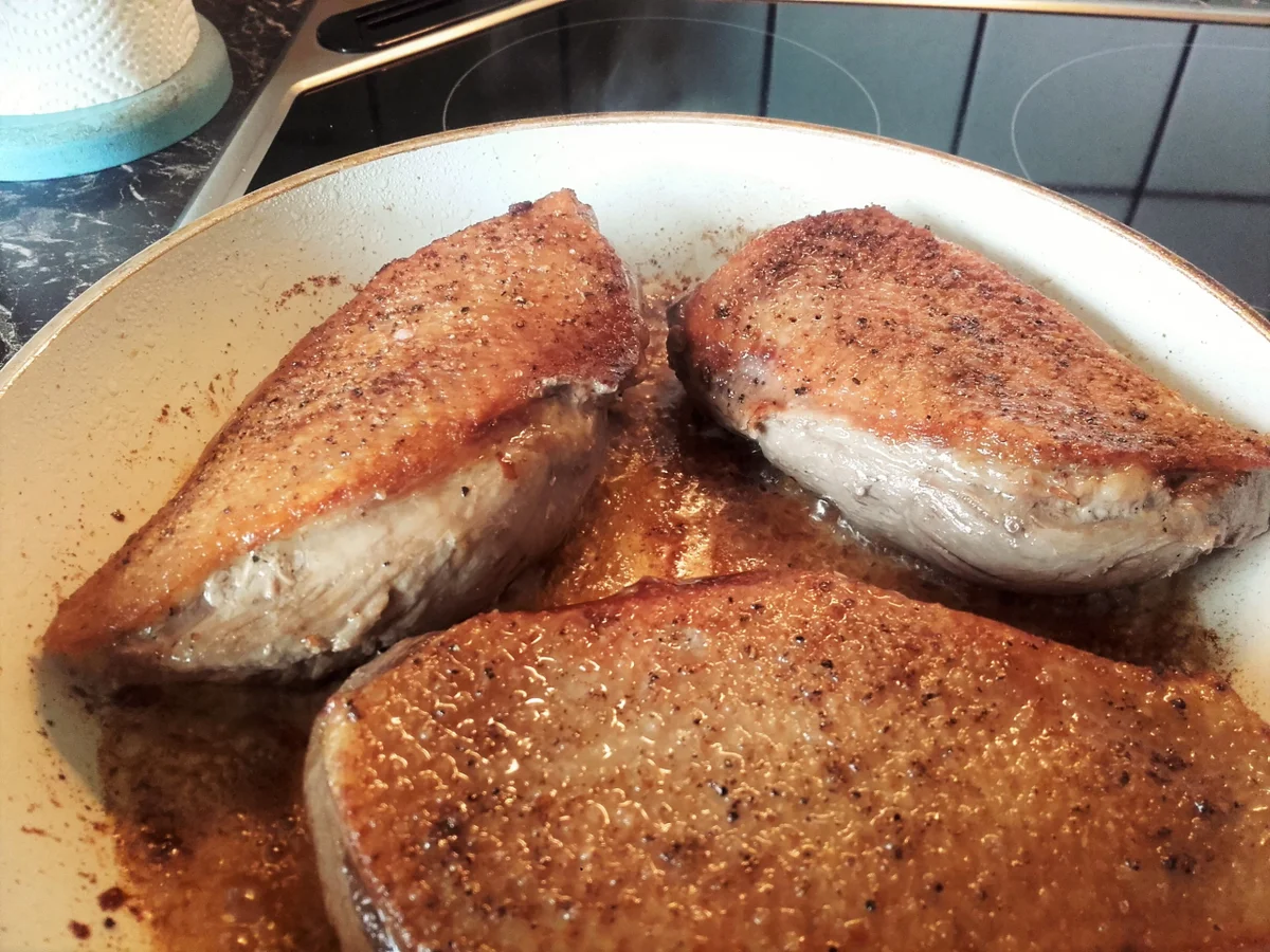 Barbarie Entenbrustfilet mit einer fruchtigen Orangensauce - Rezept - Bild Nr. 1878